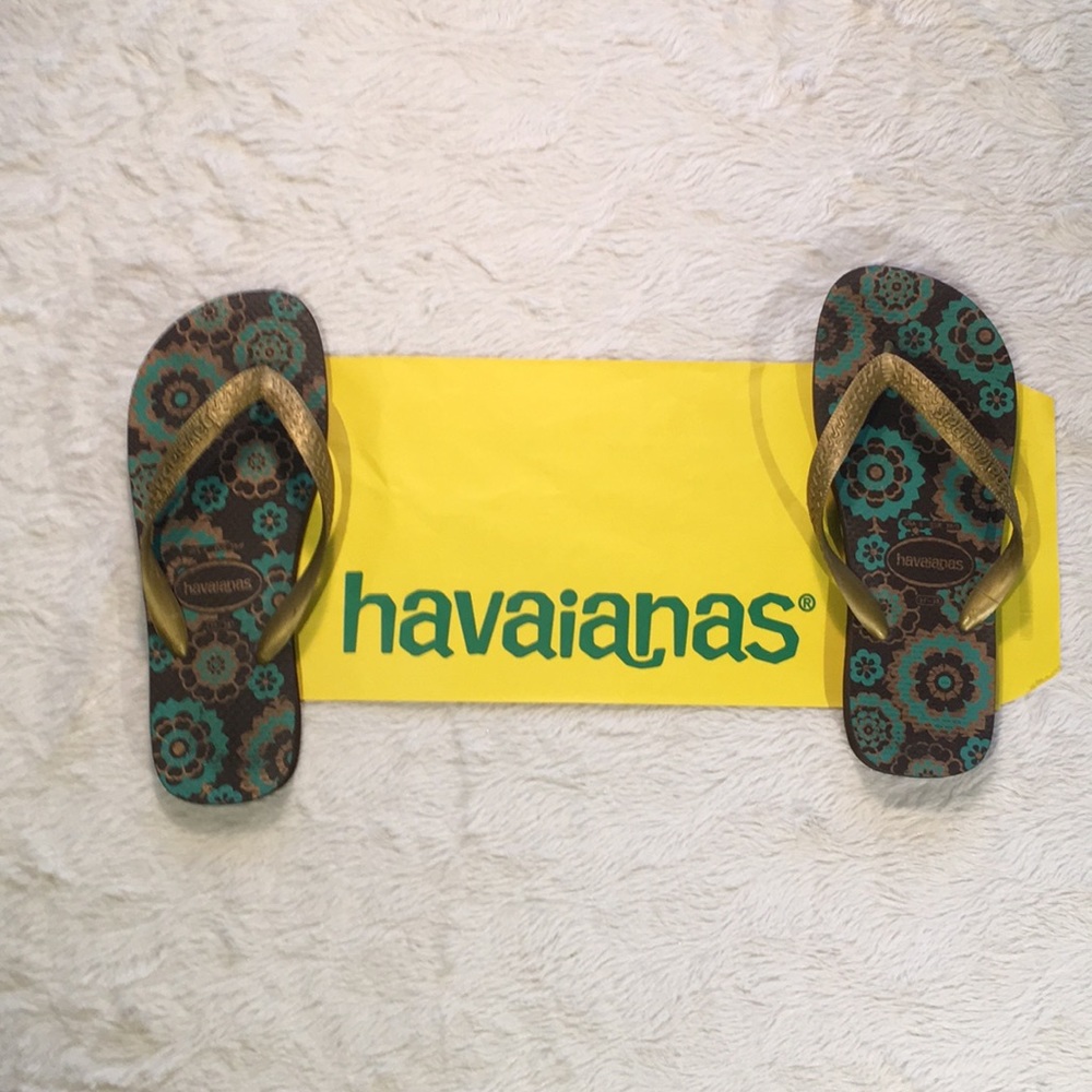 Havaianas Rare Purple Floral Flip Flops
